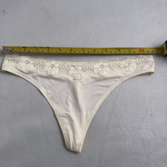 Maidenform Bodymates cream nylon thong panty - Picture 4 of 8